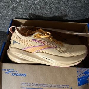 Women’s Glycerin 22